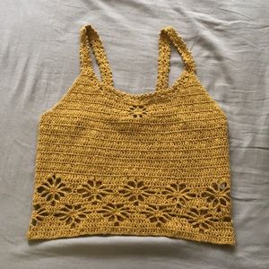 American Eagle yellow top